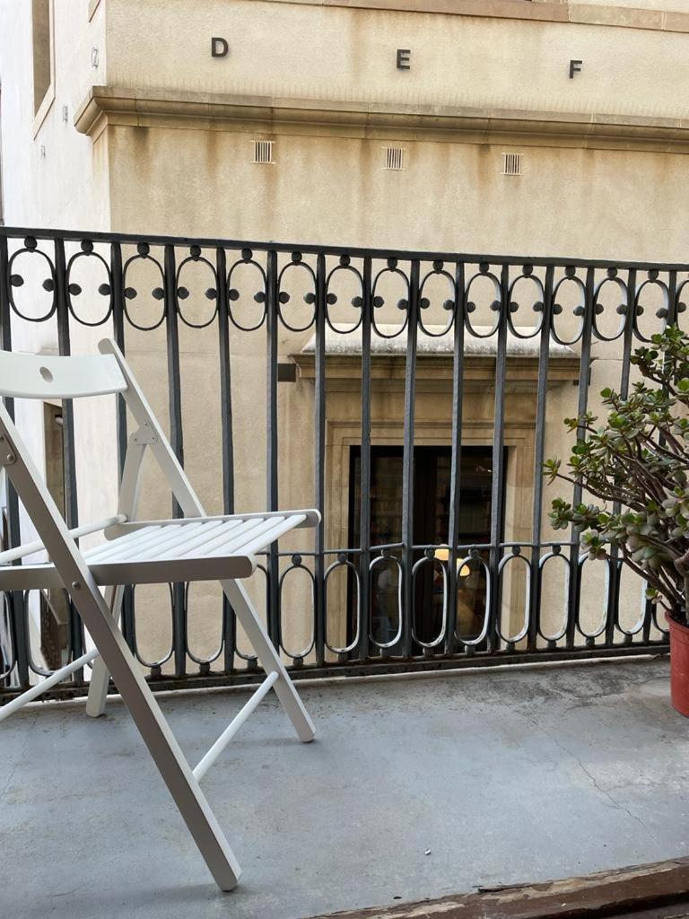 By La Rambla Rooms Barcelona Exterior photo