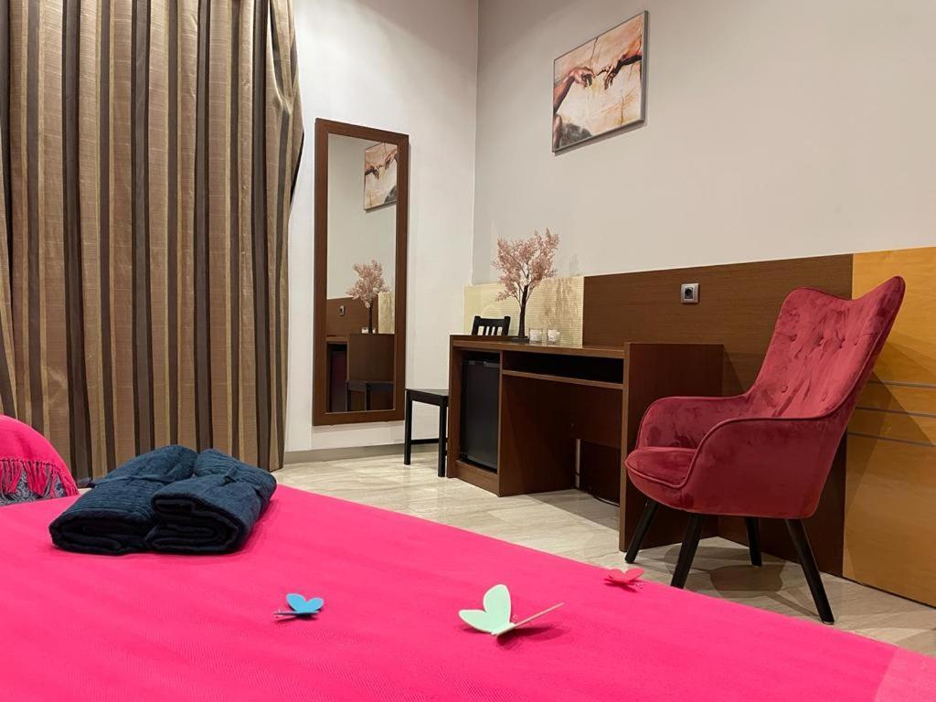 By La Rambla Rooms Barcelona Exterior photo